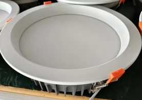 Esteu instal·lant downlights LED de la manera equivocada? Eviteu aquests errors